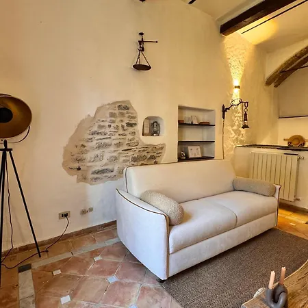 La Casa Del Chiarore * Borgomaro